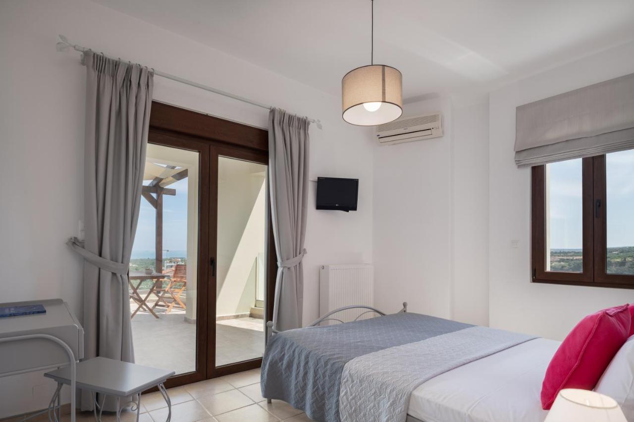 Family Villa Rousa In Rethymno With Pool, Bbq And Kids Area Loutra  Exterior photo